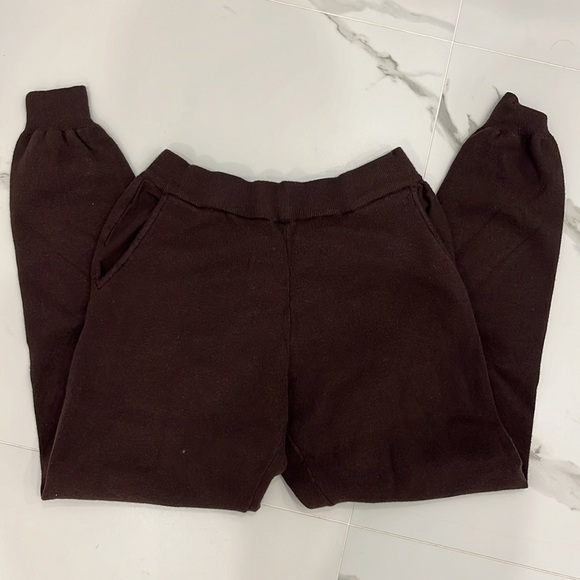 Lyla & Luxe | Clover Jogger Pant - Picture 5 of 6